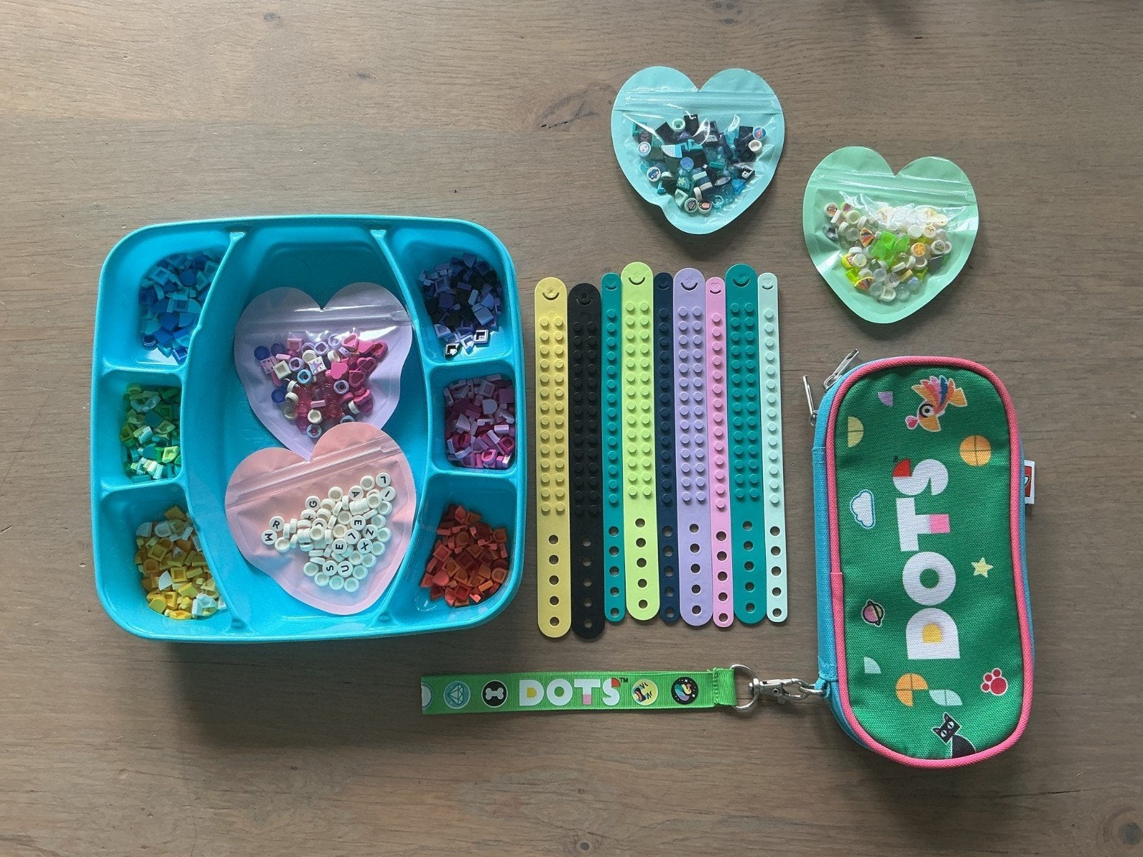 grote set LEGO Dots met etui!, Ophalen of Verzenden, Gebruikt, Meerdere sets, Lego
