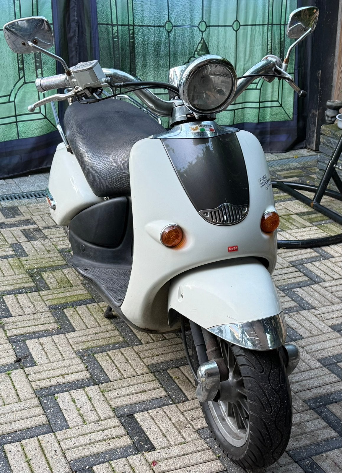 Aprilia mojito custom, Fietsen en Brommers, Ophalen, Piaggio, Gebruikt, Benzine