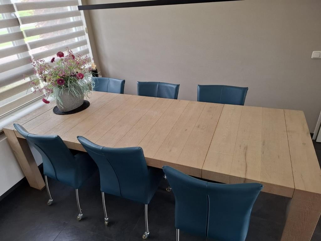 Eettafel (verlengbaar) met 6 lederen stoelen, Huis en Inrichting, Tafels | Eettafels, 100 tot 150 cm, Overige materialen, 200 cm of meer
