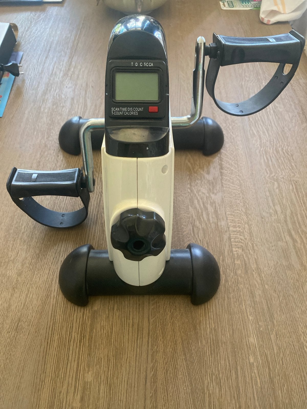 InnovaGoods Mini Hometrainer - Compact en Efficiënt, Ophalen, Kunststof, Armen, Zo goed als nieuw