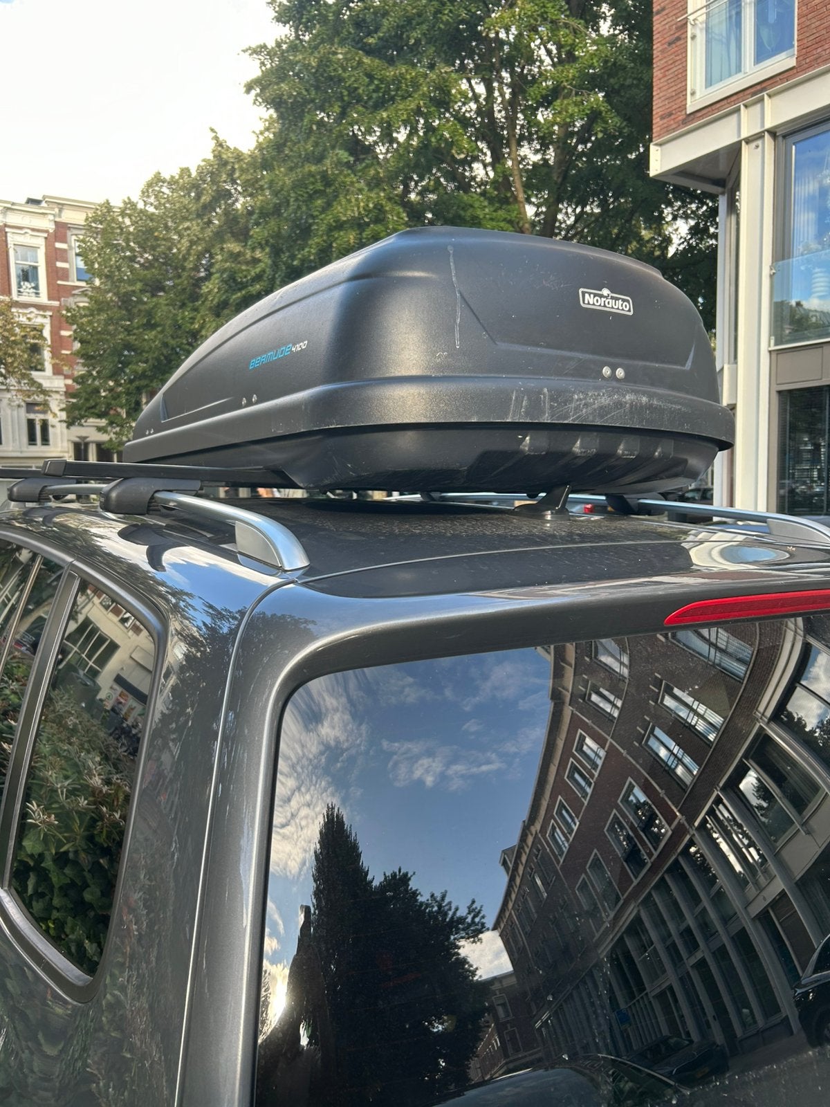 Bermude 4100 Norauto (Dakkoffer), Ophalen of Verzenden, Gebruikt