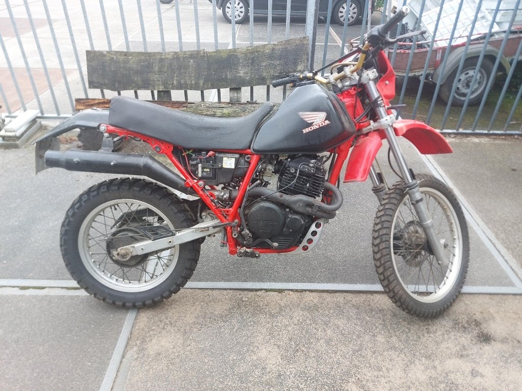 Honda XL 600R, Gebruikt, Particulier, Crossmotor, Handgeschakeld