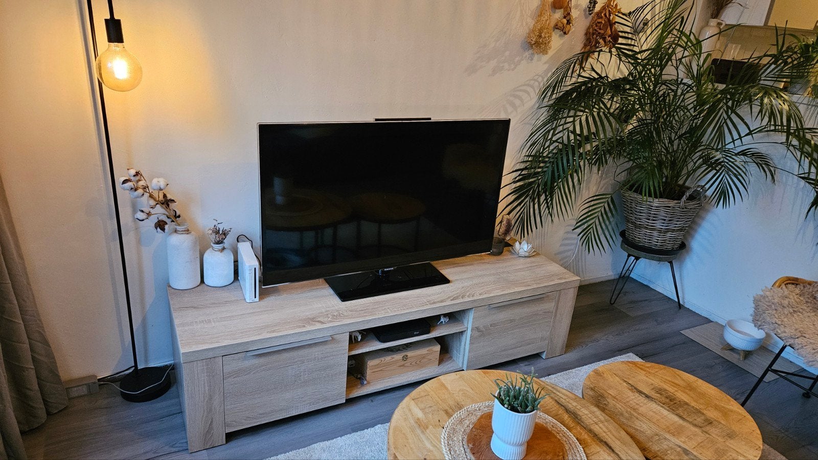 tv meubel kwantum, Ophalen, Gebruikt, 150 tot 200 cm, Met lade(s)