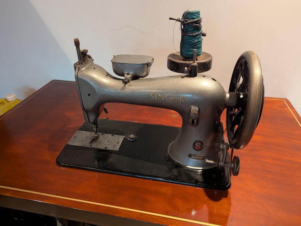 Singer naaimachine 45 K1, Antiek en Kunst, Antiek | Naaimachines, Ophalen