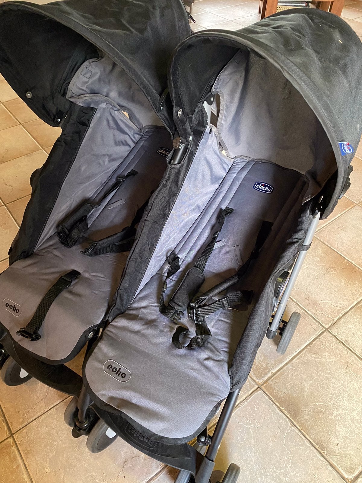 Chicco Echo Twin Buggy, Ophalen, Zo goed als nieuw, Regenhoes