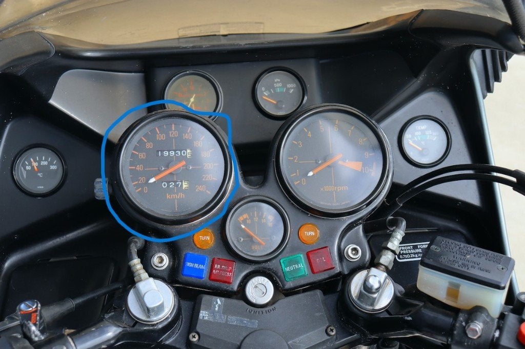 GEZOCHT: Honda cbx1000 / CB1000F snelheidsmeter., Ophalen of Verzenden