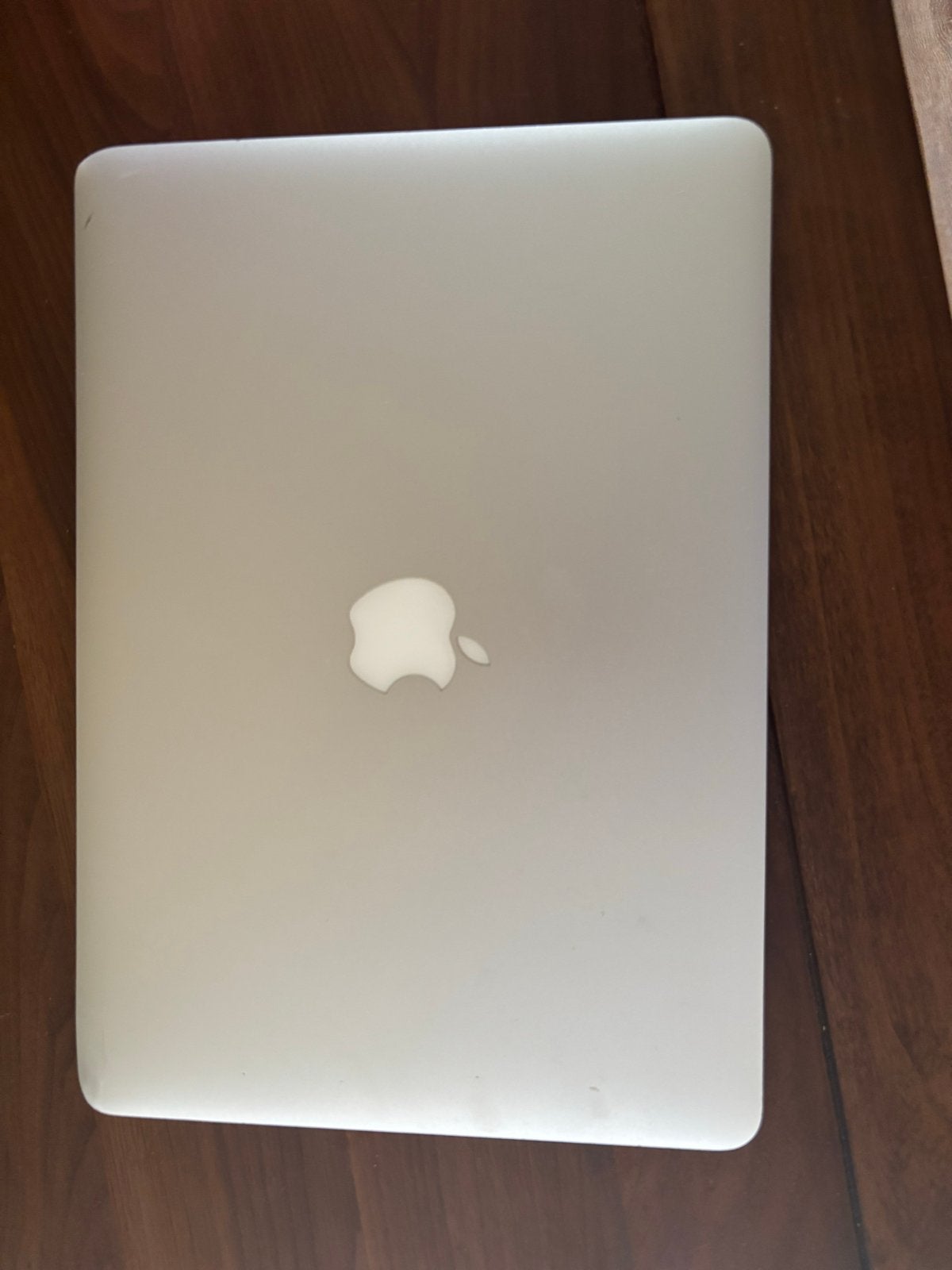 Foto 3 van MacBook Air A1466 met defect scherm - Voor onderdelen