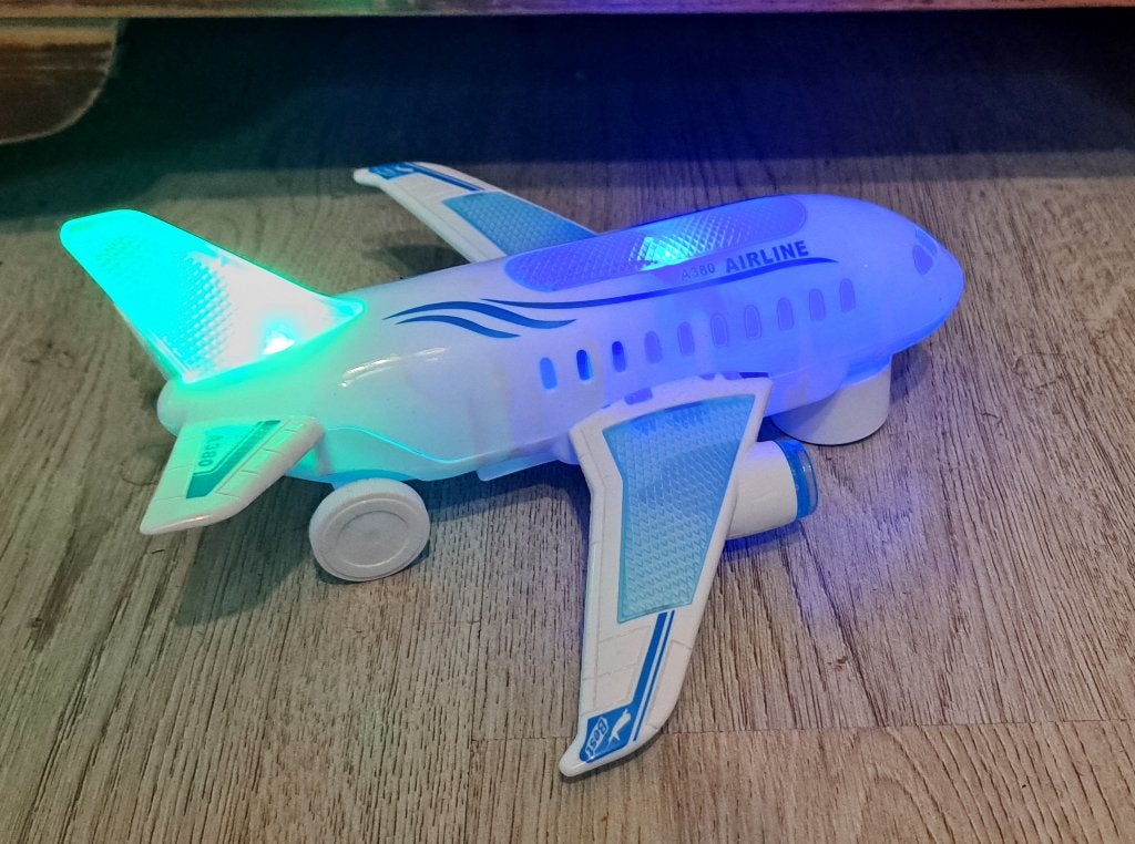 Te koop kunstoffen airline vliegtuig met lampjes en beweging, Ophalen of Verzenden, Nieuw, Ontdekken, Met licht