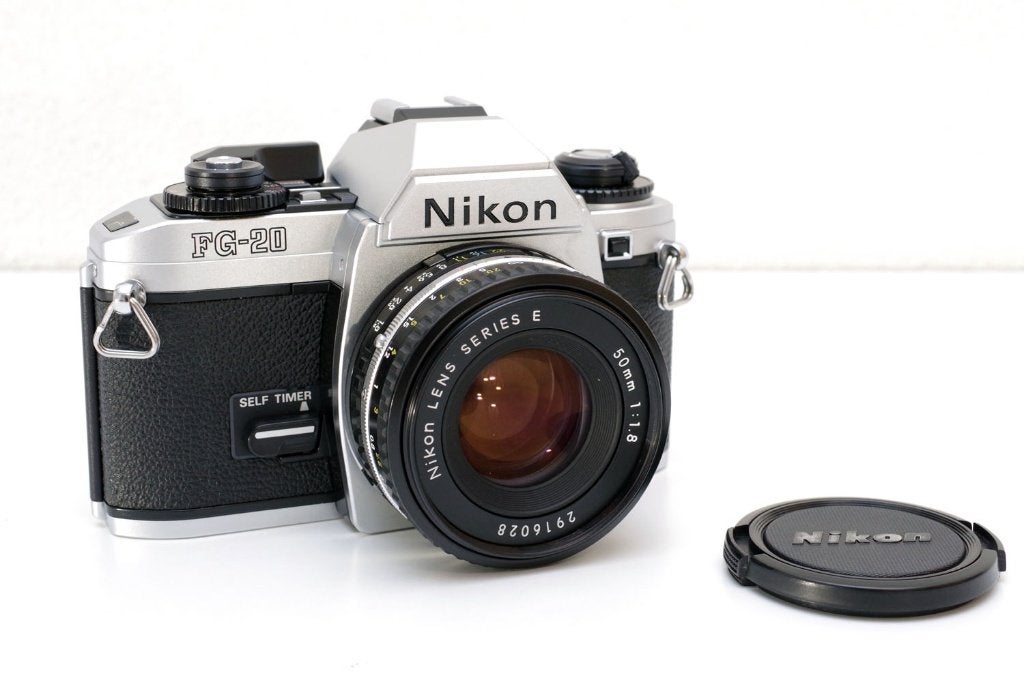 Nikon FG-20 film SLR + Nikon 50mm f/1.8 prime lens + batt., Verzenden, Gebruikt, Spiegelreflex, Nikon