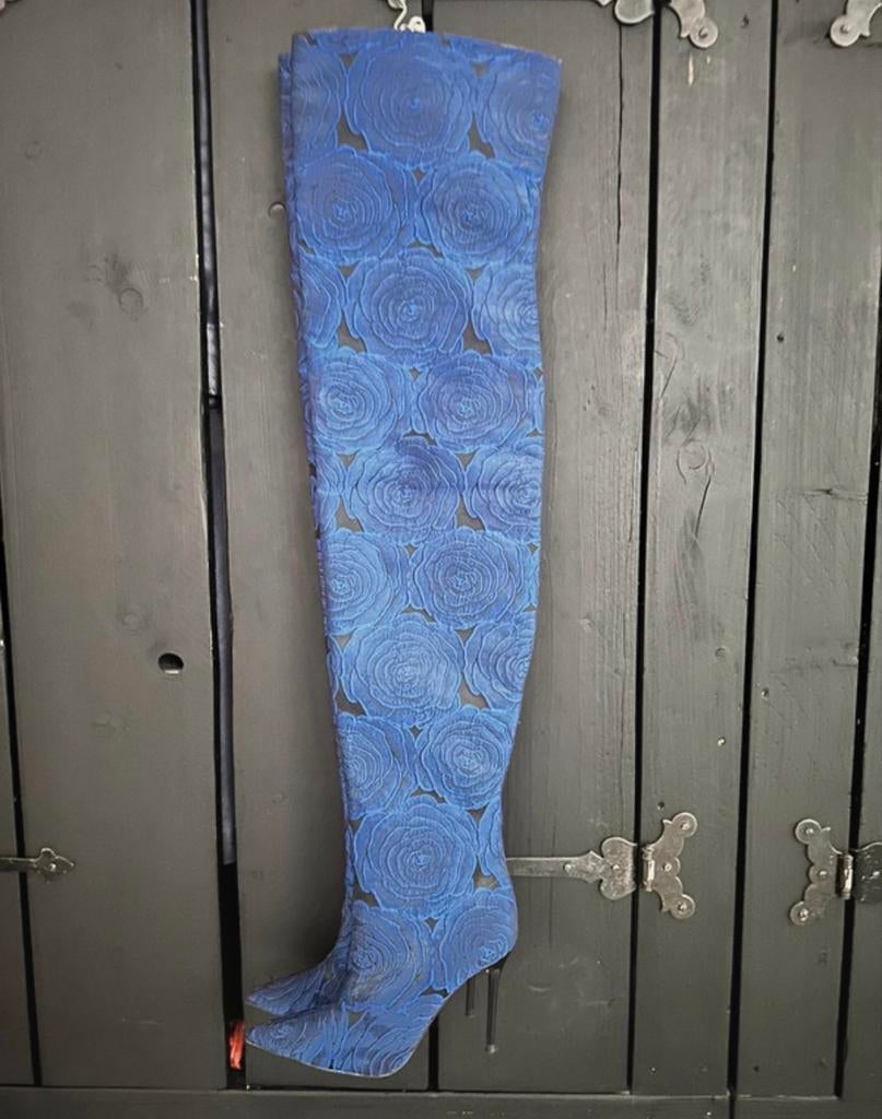 Prachtige blauwe overknee laarzen met rozenpatroon, Kleding | Dames, Schoenen, Ophalen of Verzenden, Zo goed als nieuw, Blauw