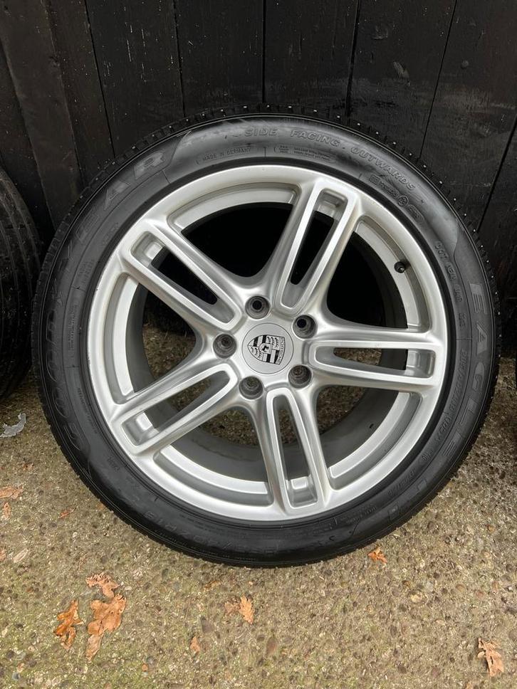 Originele Porsche Panamera 970 turbo velgen 19? breedset, Auto-onderdelen, Gebruikt, 285 mm, Banden en Velgen, Niet ingevuld
