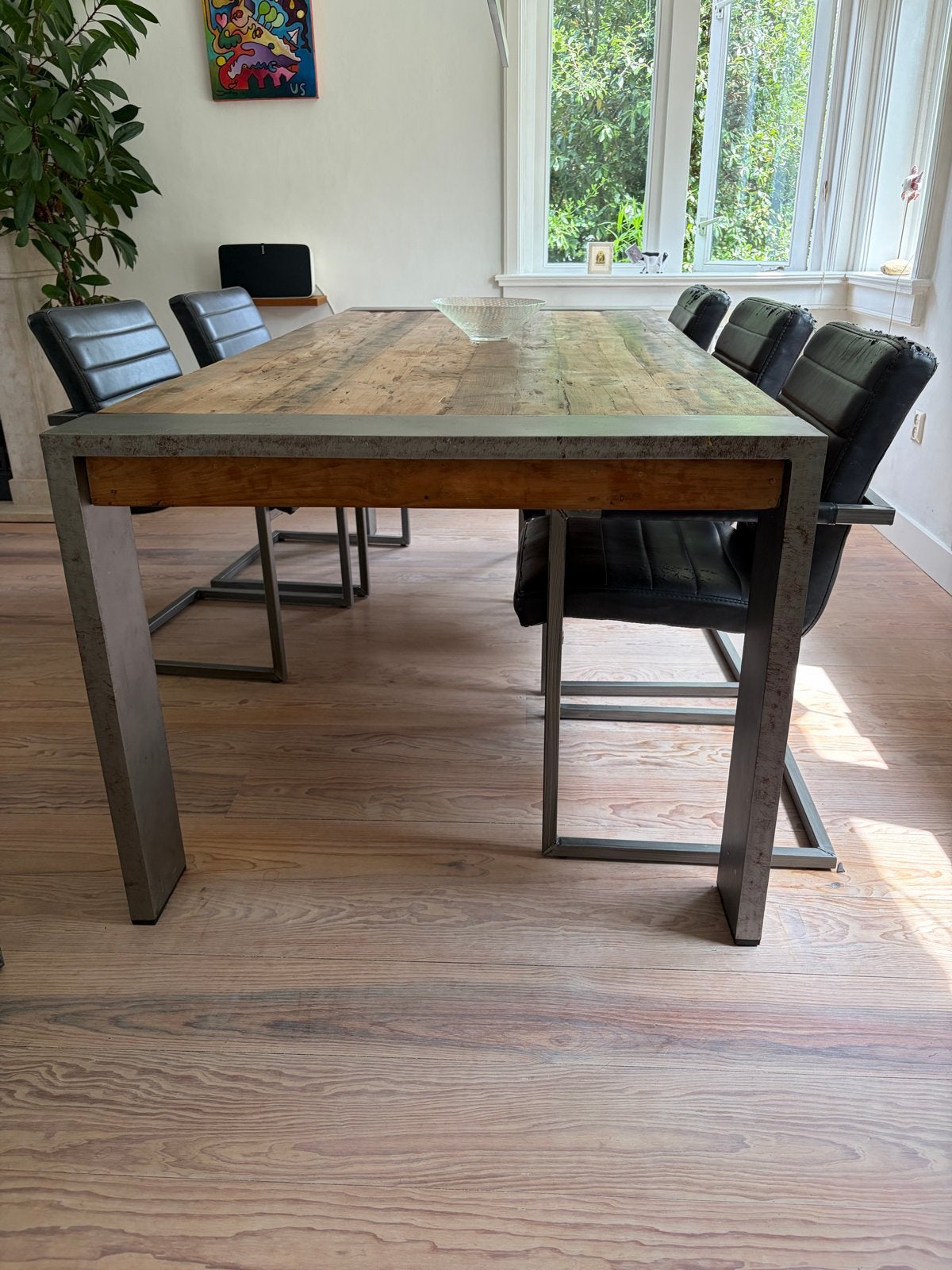 Robuuste eettafel van hout en metaal, Huis en Inrichting, Tafels | Eettafels, Ophalen, Gebruikt, 200 cm of meer, 50 tot 100 cm