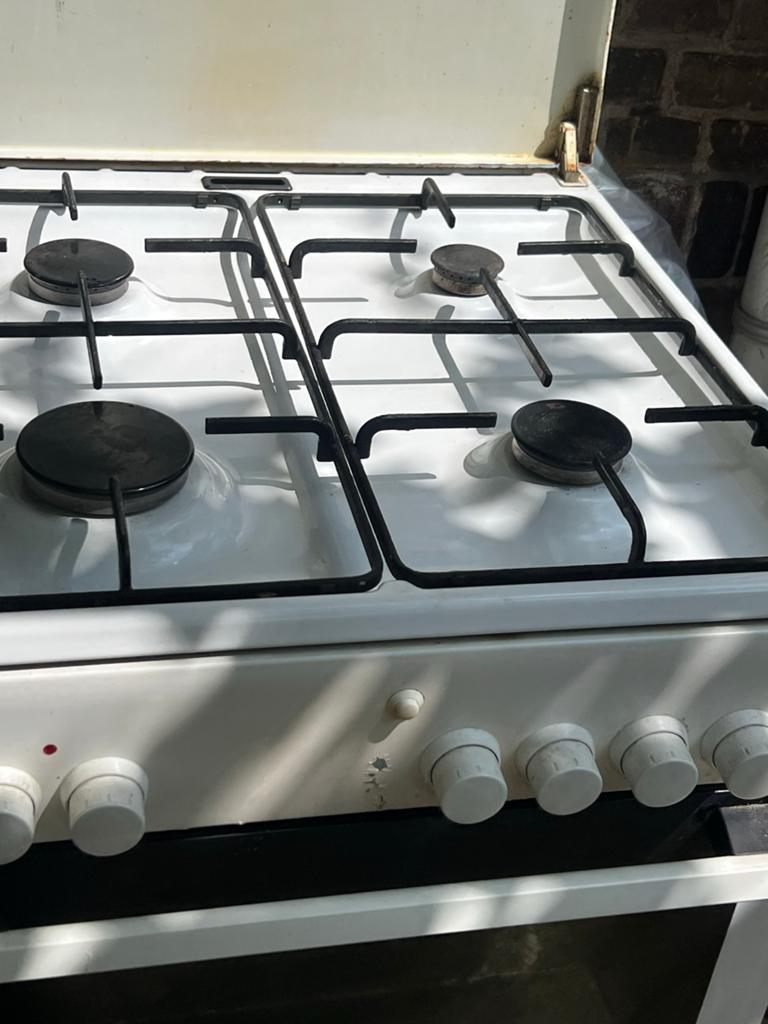 Bosch Vrijstaand Gasfornuis met Oven - Gebruikt, Gebruikt, 60 cm of meer, Gas, Vrijstaand