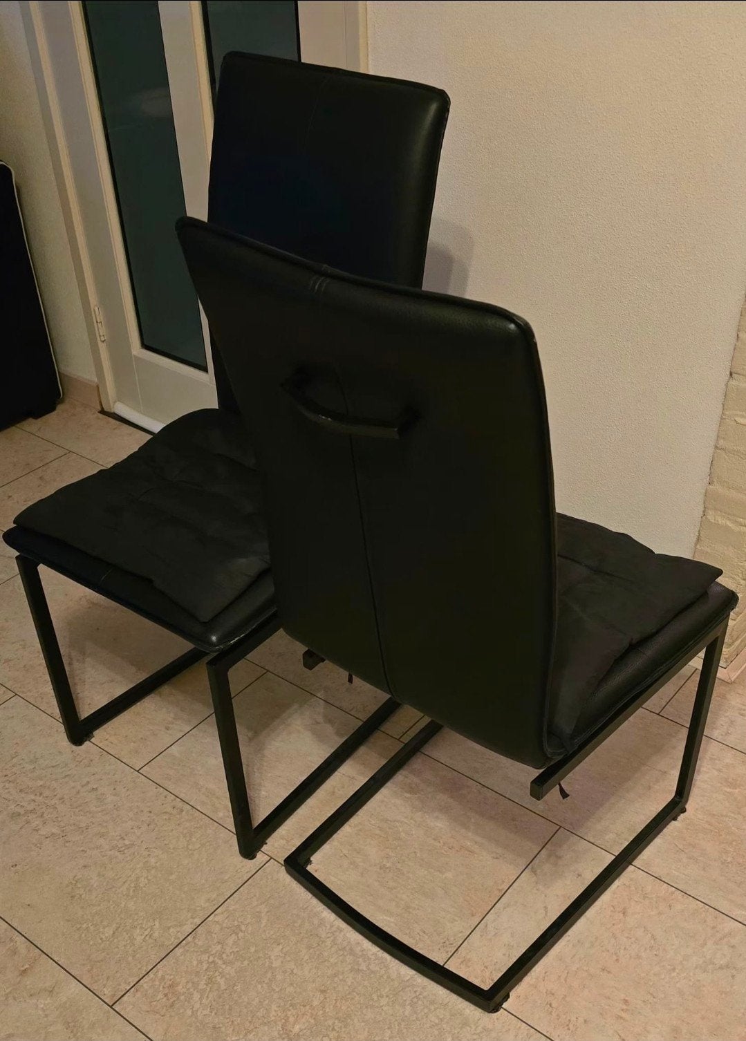 4 zwarte stoelen., Ophalen, Gebruikt, Zwart, Vier