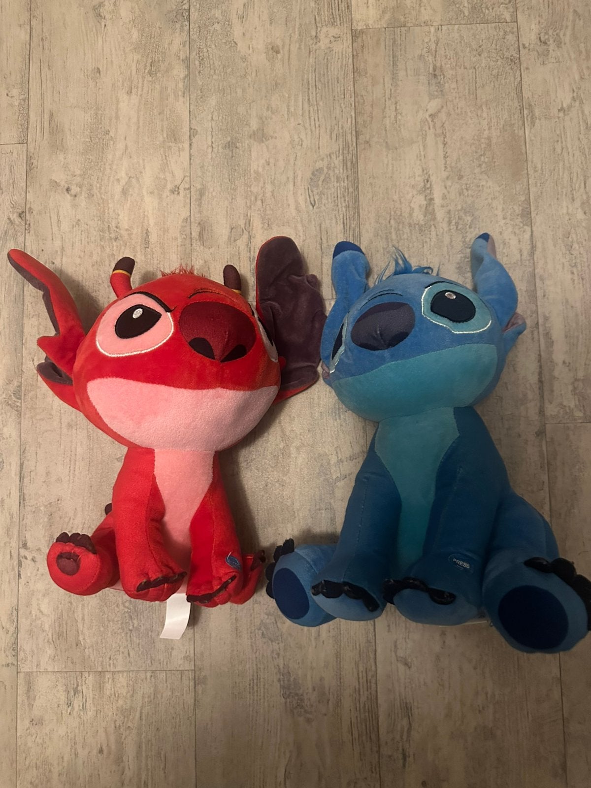 Stitch en Angel knuffels met geluid, Overige typen, Ophalen of Verzenden, Zo goed als nieuw, Middelgroot (20 tot 80 cm)