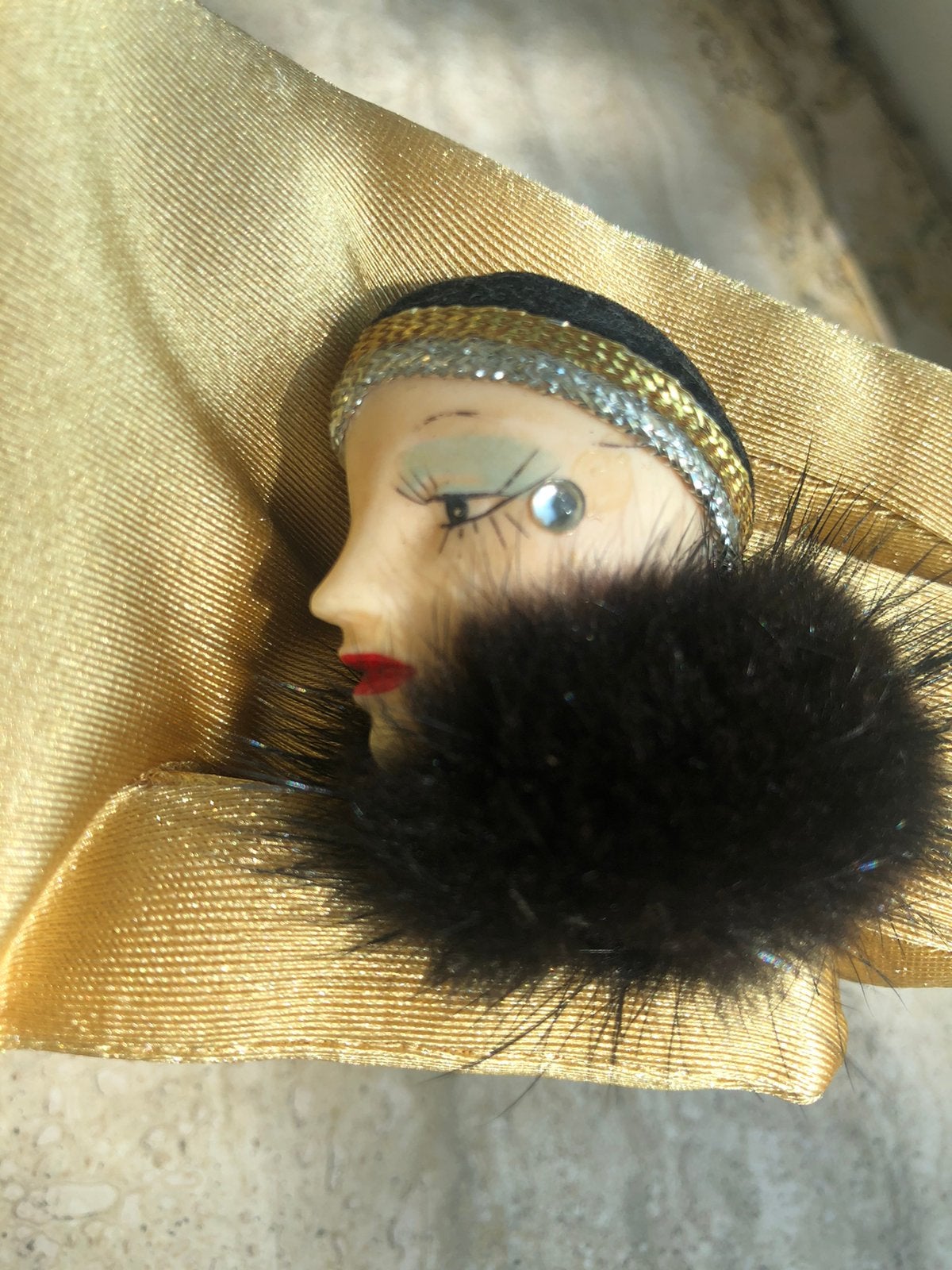 Broche Flapper Girl  Vintage Jaren 1960, Ophalen of Verzenden, Zo goed als nieuw, Overige materialen