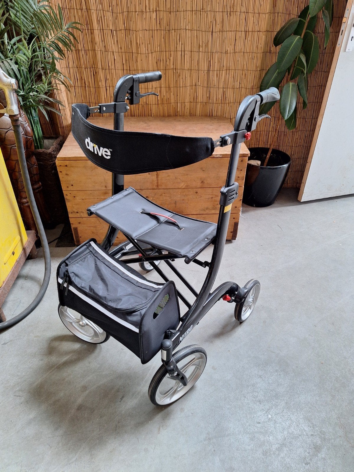 Drive rollator, Ophalen