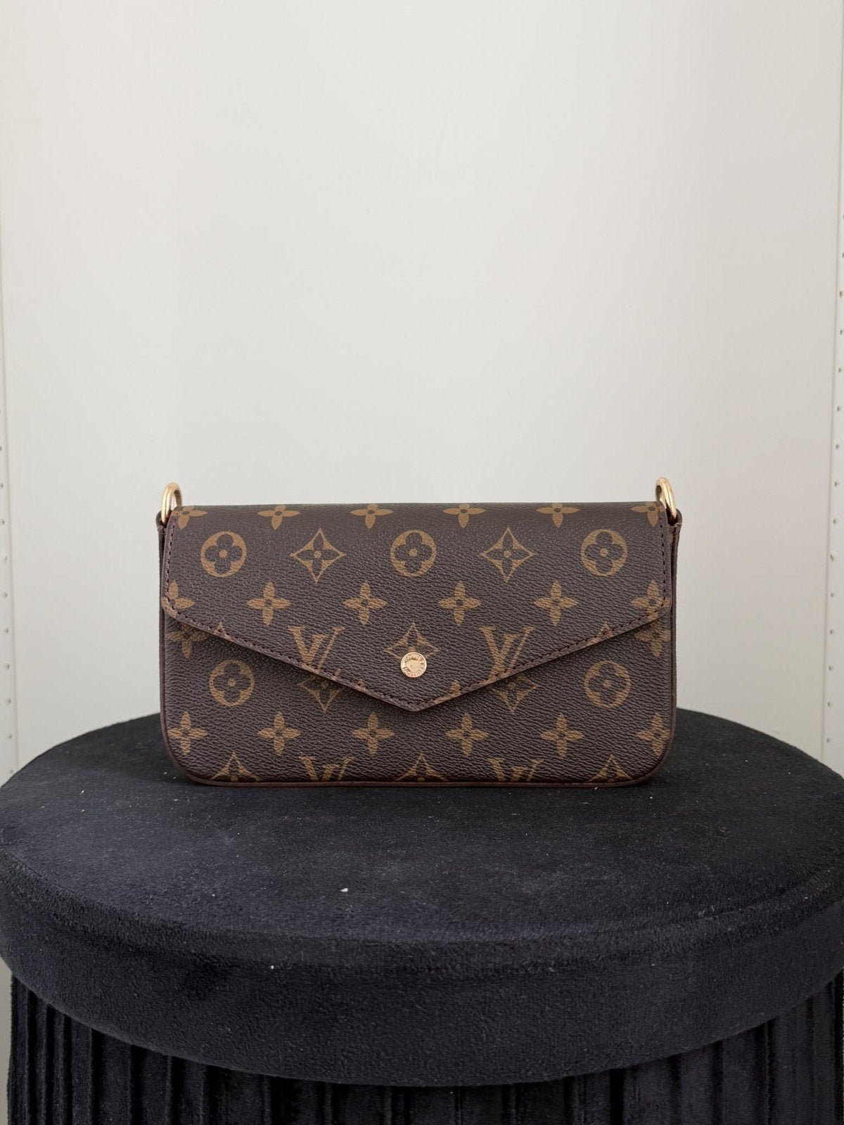 Louis Vuitton Pochette Accessoires Monogram, Sieraden, Tassen en Uiterlijk, Ophalen of Verzenden, Zo goed als nieuw, Bruin, Schoudertasje
