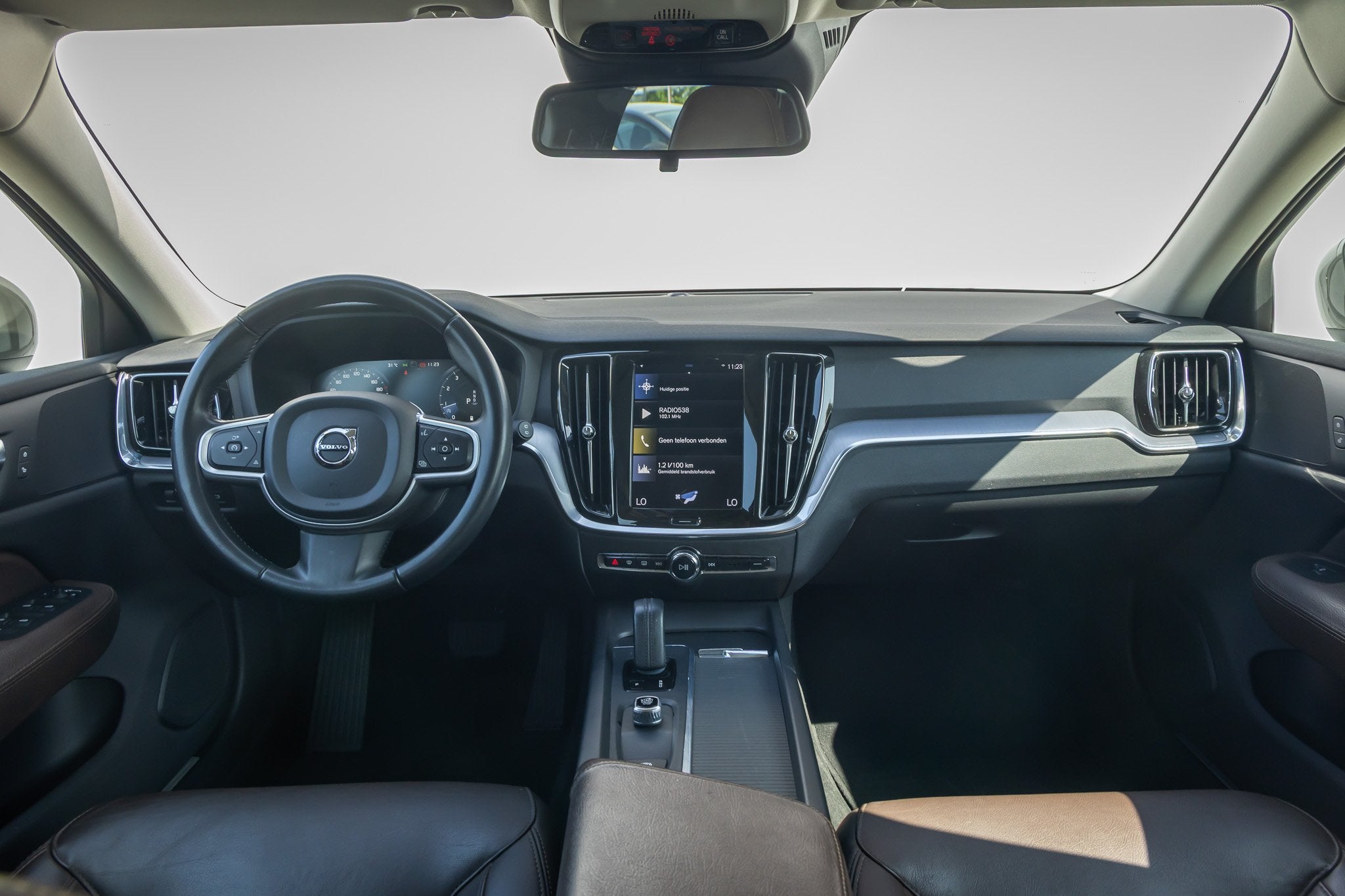 Volvo V60 2.0 B3 momentum advantage nlauto trekhaak | camera, Auto's, Volvo, Euro 6, 4 cilinders, 1969 cc, 163 pk