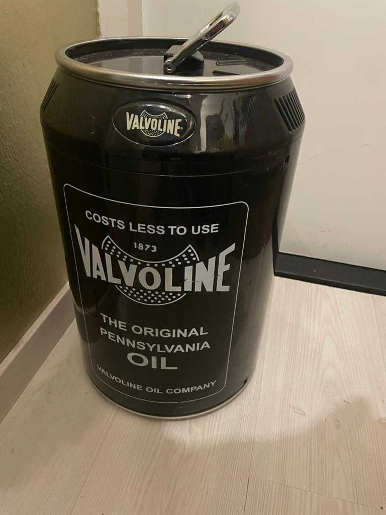 Coole Valvoline mini koelkast voor mancave/tienerkamer, Ophalen of Verzenden, Minder dan 75 liter, Zonder vriesvak, Gebruikt
