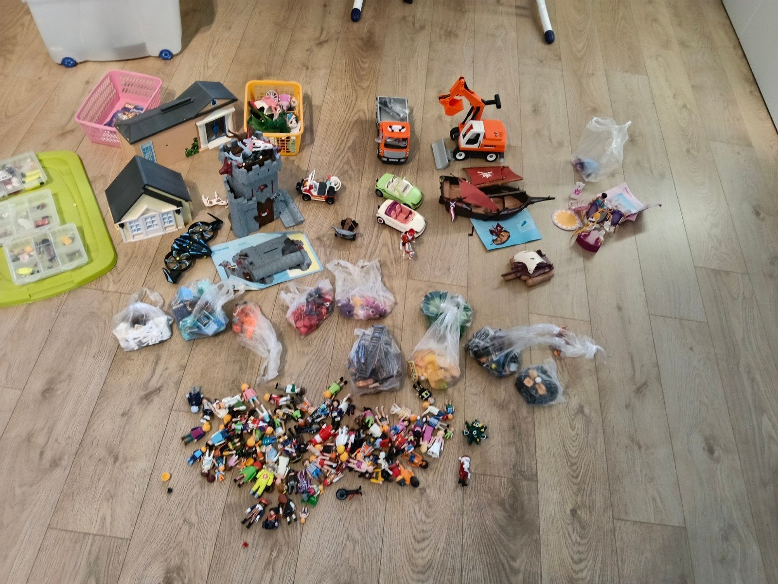 Grote Playmobil collectie: kasteel, piratenboot, voertuigen, Ophalen, Gebruikt, Losse onderdelen, Gebouw