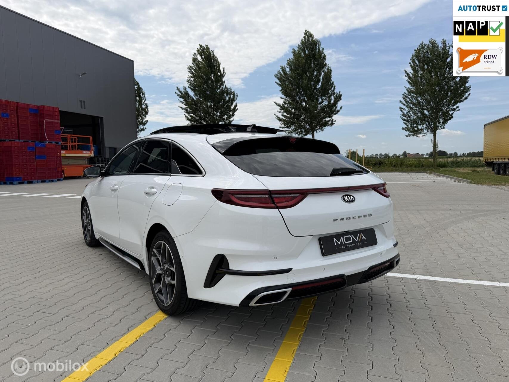 Kia ProCeed 1.6 CRDi GT-PlusLine|DEALERONDERHOUDEN|GARANTIE|, Auto's, 136 pk, Euro 6, 4 cilinders, Wit