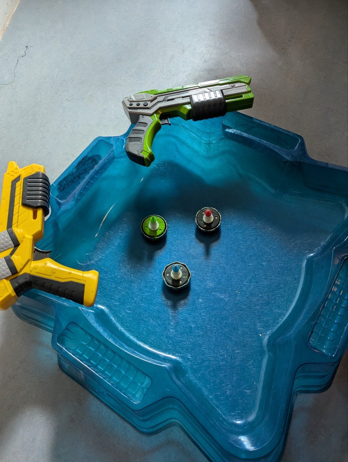 Spinner MAD Deluxe 2 blasters 3 spinners, Ophalen, Gebruikt, Jongen of Meisje