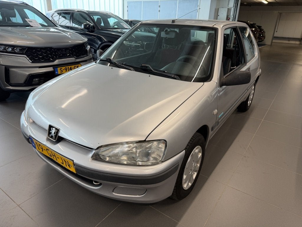 Peugeot 106 1.1 Accent (bj 2000), Auto's, Oldtimers, Voorwielaandrijving, Stof, 60 pk, Origineel Nederlands