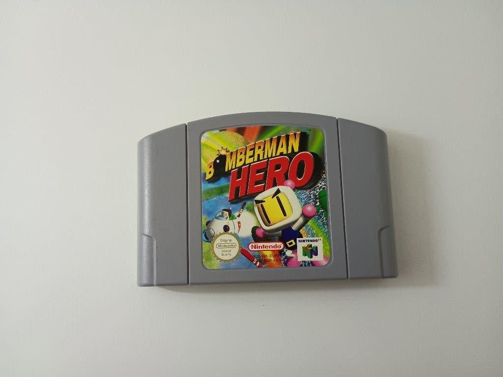 bomberman hero, Spelcomputers en Games, Muziek, Ophalen of Verzenden, Zo goed als nieuw, 3 spelers of meer