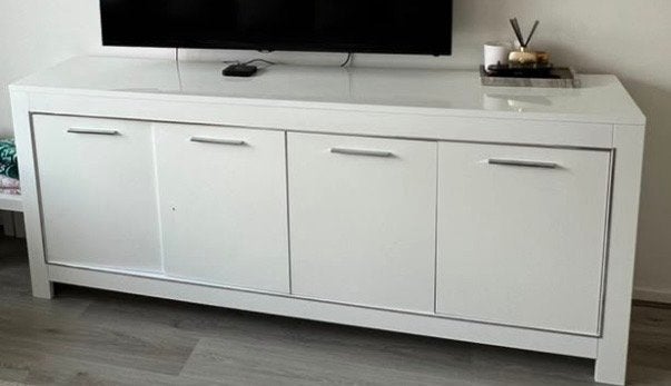 Strak wit dressoir met 4 deuren, Overige materialen, Gebruikt, 150 tot 200 cm, Ophalen of Verzenden
