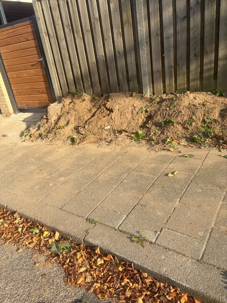 Grond gratis mee te nemen, Ophalen, Overige materialen, Gebruikt, Overige typen