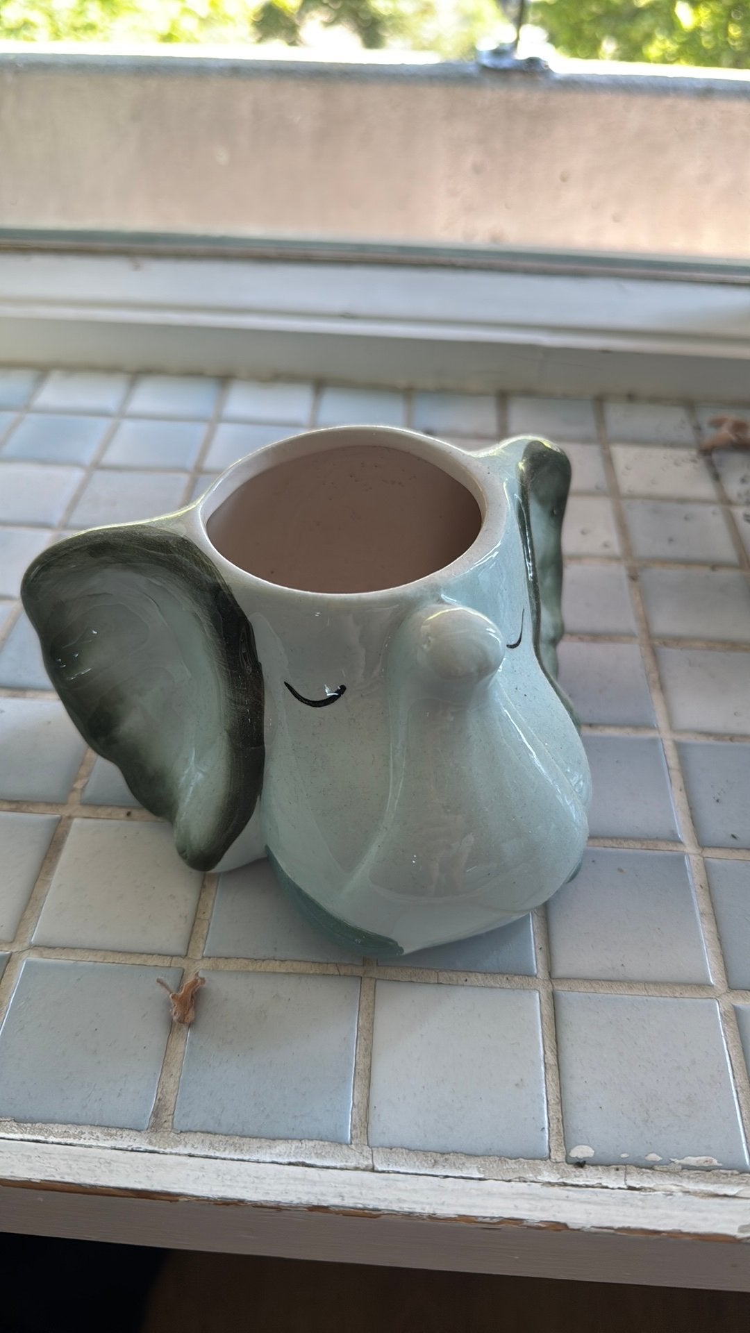 Kleine pot Olifant, Ophalen, Rond, Zo goed als nieuw, Aardewerk