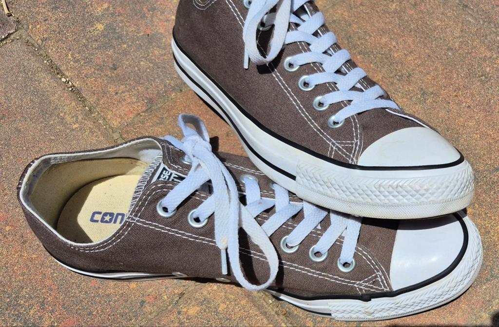 Mooie bruine Converse All Star low‑tops, maat 42., Ophalen of Verzenden, Bruin