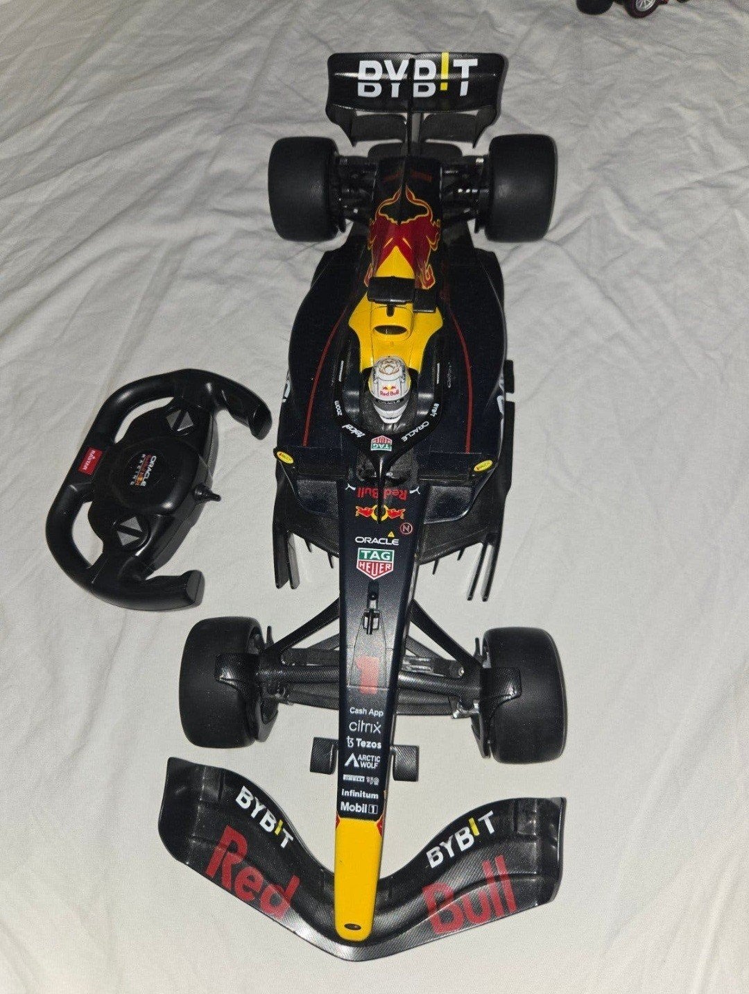 Red Bull Racing F1 RC Auto met Afstandsbediening, Elektro, Ophalen of Verzenden, Zo goed als nieuw, Auto onroad