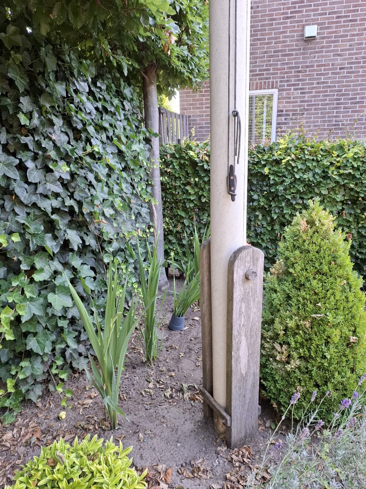 Vlaggenmast, Ophalen, Gebruikt