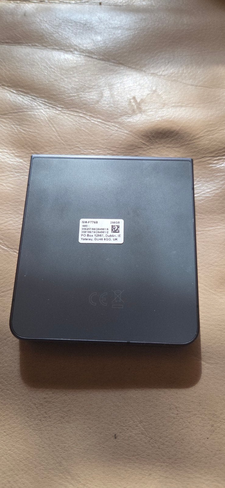 Samsung Galaxy Z Flip 8 256GB Zwart - Zo goed als nieuw