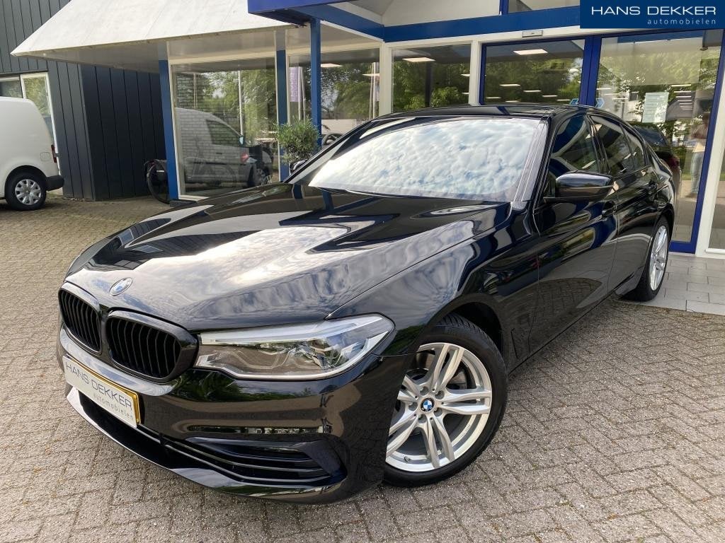 BMW 5 Serie 520i Sport line / Luxe Leder / Stoelverwarming, Auto's, BMW, Bedrijf, Te koop, 5-Serie, ABS, Airbags, Airconditioning