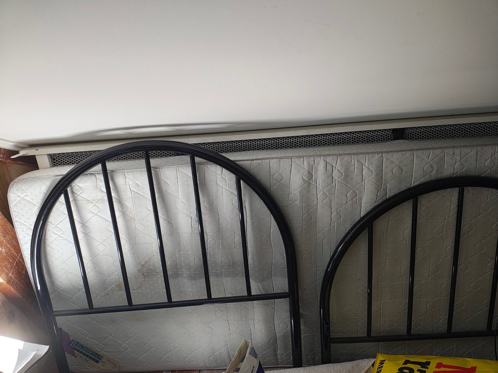 Gratis eenpersoonsbed inclusief matras, Ophalen, Gebruikt, Eenpersoons, Zwart