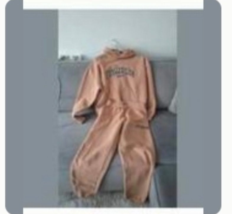 Comfortabel joggingpak in perzikkleur, Maat 38/40 (M), Oranje, Ophalen of Verzenden, Onbekend