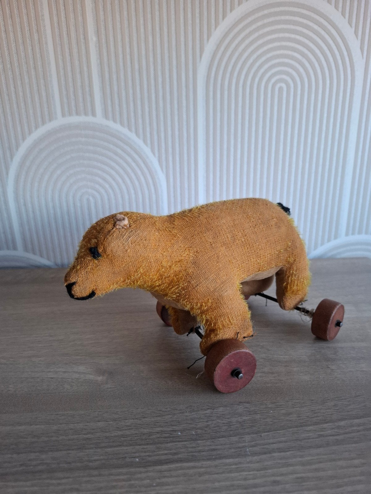 antieke beer op wieltjes, Antiek en Kunst, Antiek | Speelgoed, Ophalen of Verzenden