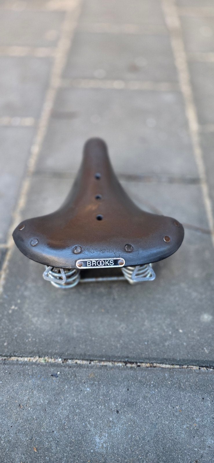 Prima Brooks fiets zadel
In goede staat, Fietsen en Brommers, Fietsonderdelen, Ophalen of Verzenden, Zadel