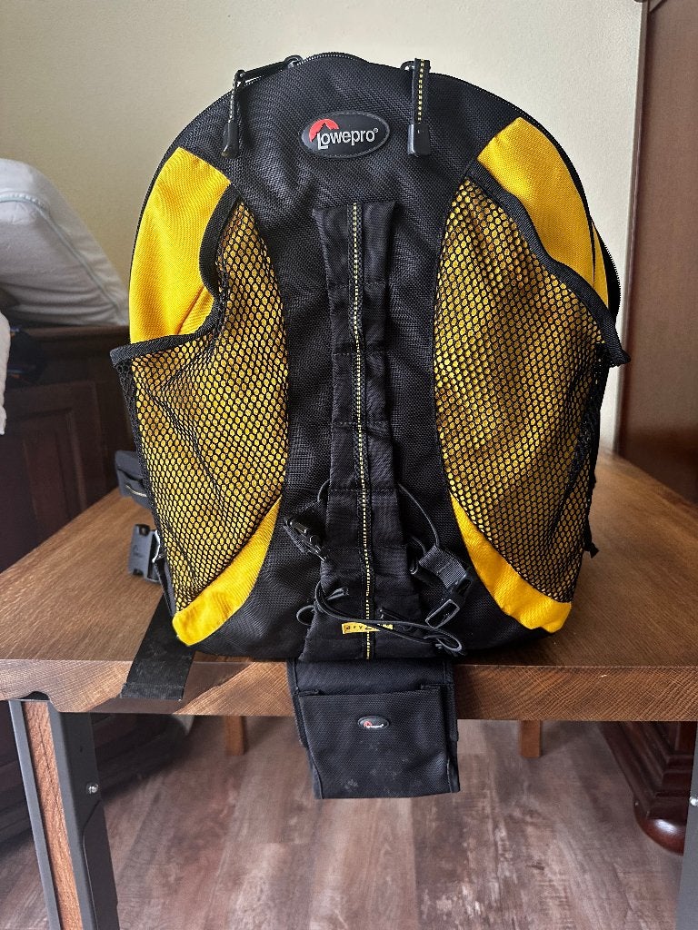 Lowepro DZ200 DryZone Camera rugzak, Audio, Tv en Foto, Ophalen, Lowepro, Rugtas, Geel