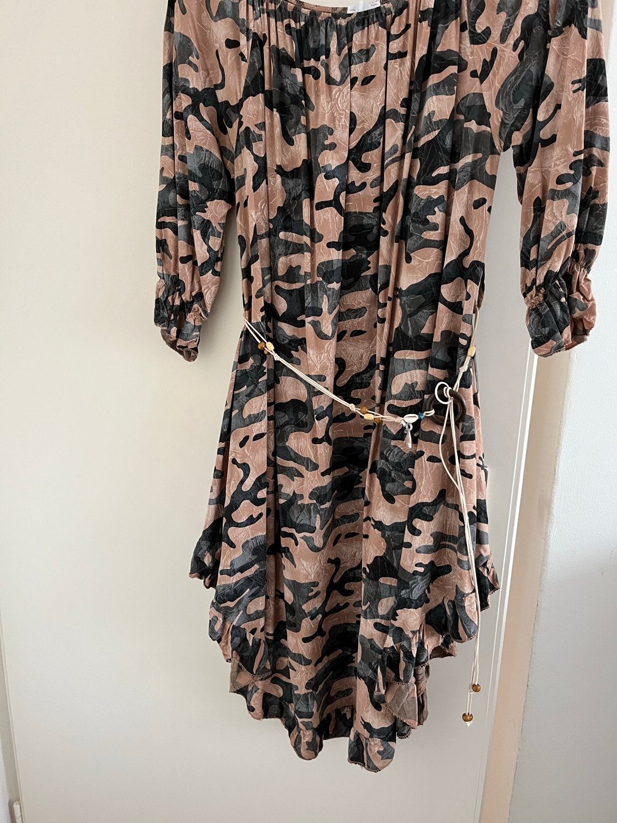 Zomerse camouflage jurk met riempje, Maat 38/40 (M), Meerkleurig, Ophalen of Verzenden, Zo goed als nieuw