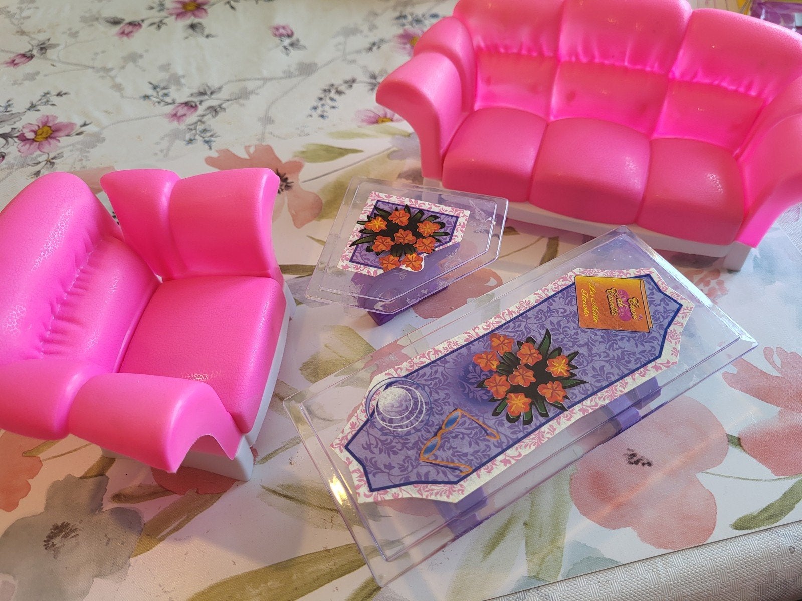 Leuk bankstel voor een barbie, Verzamelen, Verzenden