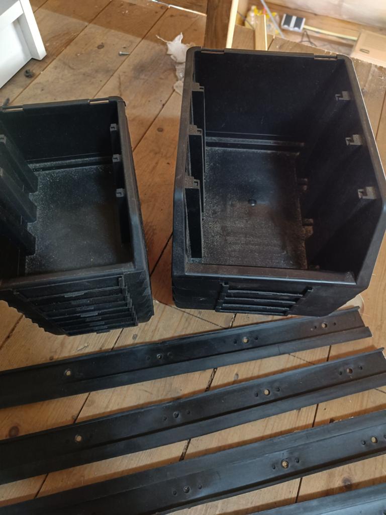 Werkplaats Opbergbakjes met Ophangsysteem - 12 Stuks, Ophalen of Verzenden