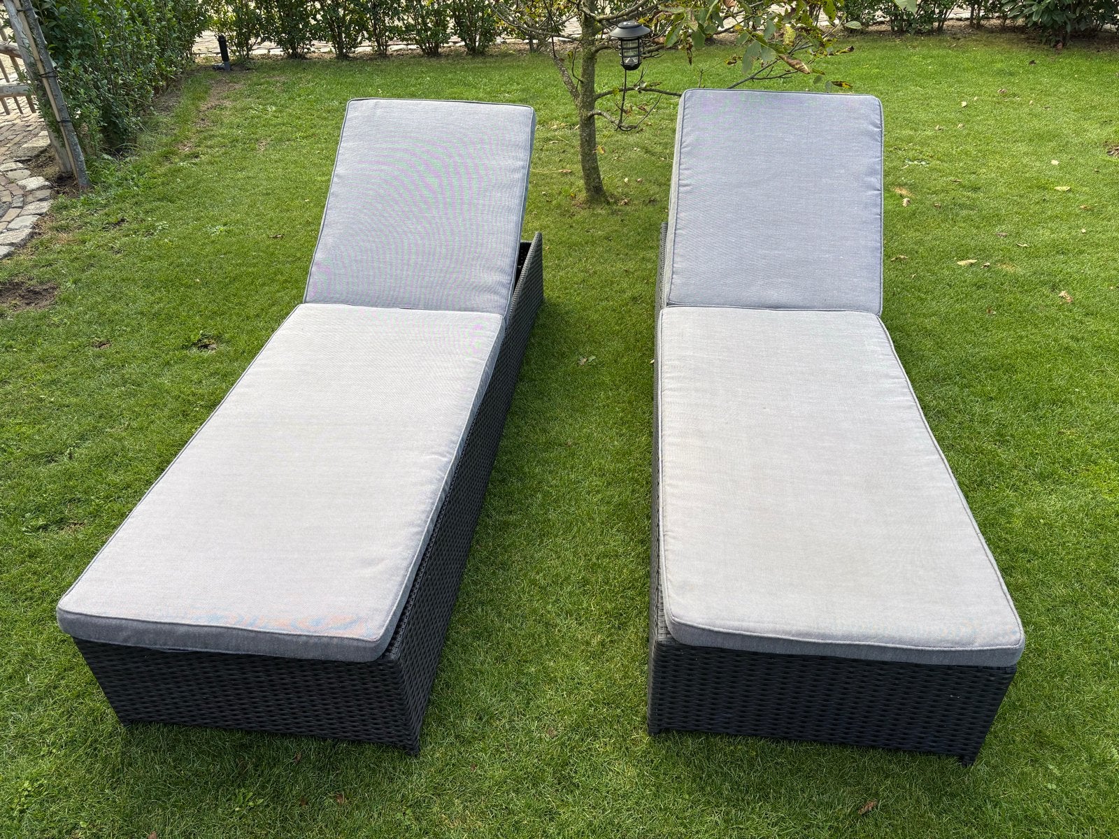 2x verstelbare ligbedden van wicker met kussens, Tuin en Terras, Ophalen, Gebruikt, Wicker, Verstelbaar