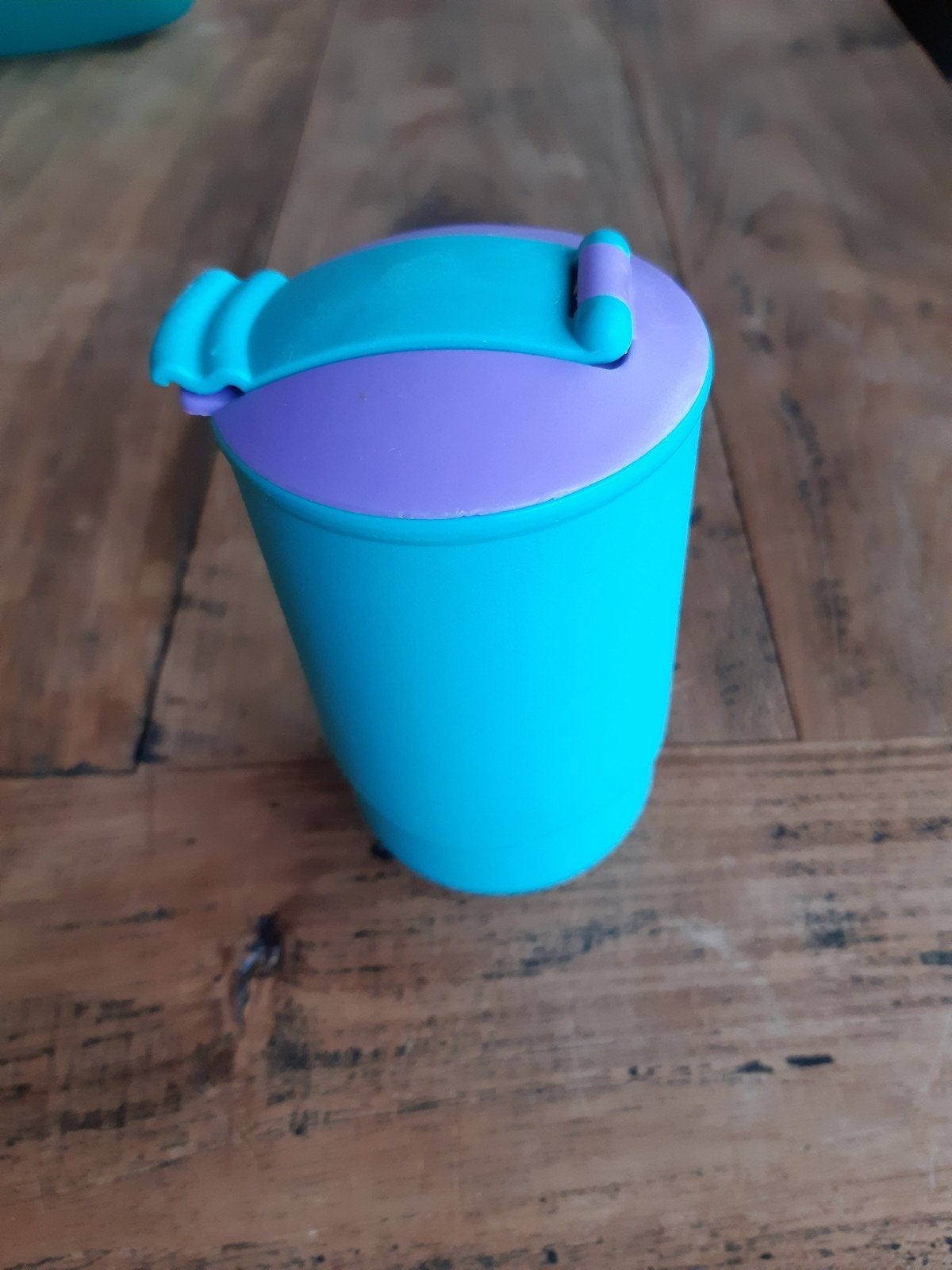Bijna nieuwe tupperware drinkbeker, Huis en Inrichting, Keuken | Tupperware, Ophalen of Verzenden, Zo goed als nieuw, Overige typen