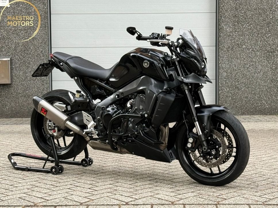 Yamaha MT09 Techblack Akrapovic 1e Eigenaar BOMVOL Opties !!, Motoren, Motorrijbewijs A, Meer dan 35 kW, YAMAHA, Onbekend