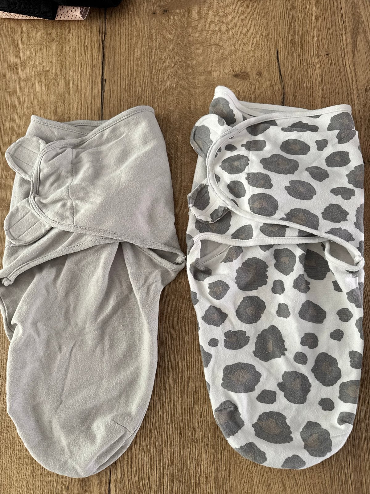 2x Bakerzakken/Swaddles - Grijs & Luipaardprint, Ophalen of Verzenden, Zo goed als nieuw, Minder dan 70 cm, Bakerzak of Bakerdoek
