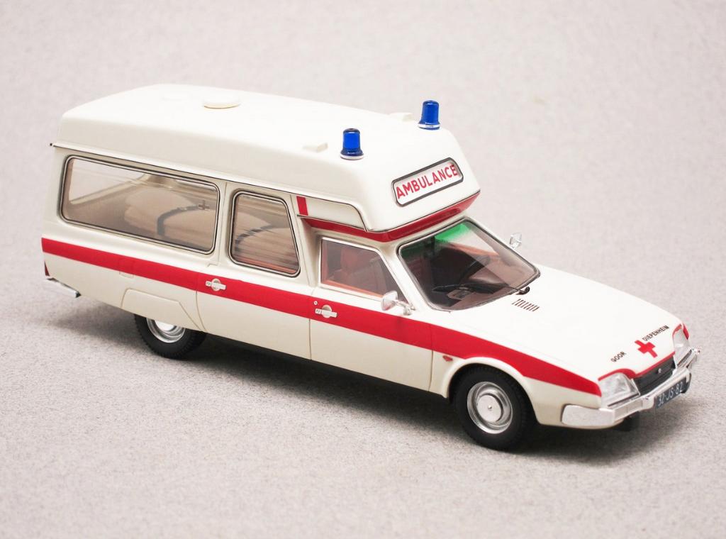 Citroen CX 1975 Visser Ambulance Goor-Diepenheim 1/43 Matrix